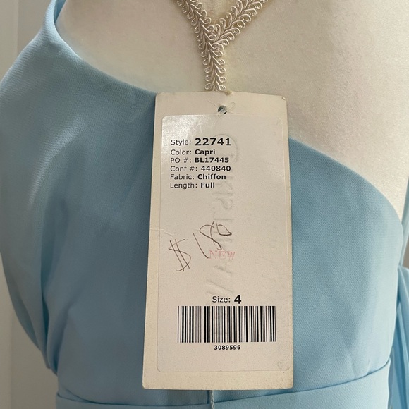 🌟3x Host Pick🌟Women’s Blue Christina Wu Chiffon Gown - Picture 7 of 12